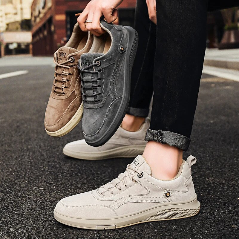 Floris | Suede Sneakers