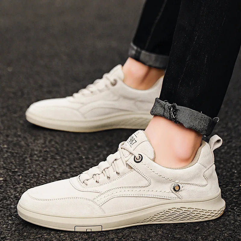 Floris | Suede Sneakers